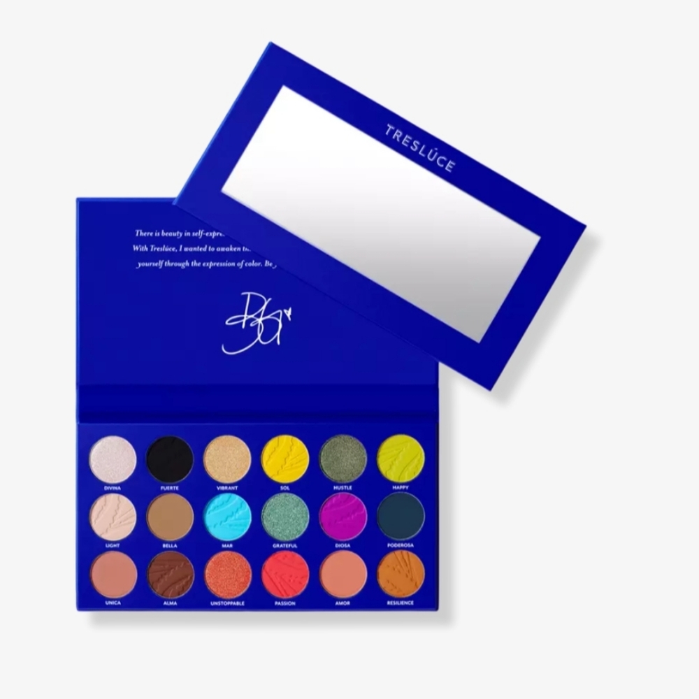 Transluce Beauty - I AM Eye Shadow Palette -New & Unopened